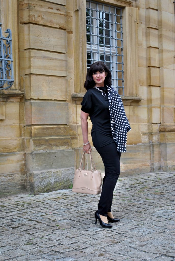 Black & White - Black Styles - I