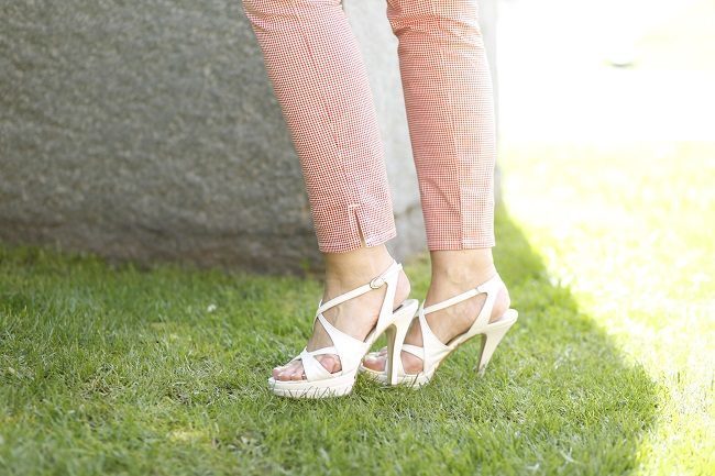 High Heels in weiß mit Hose