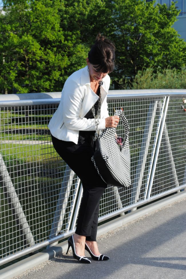 Jumpsuit Black & White Schuhe