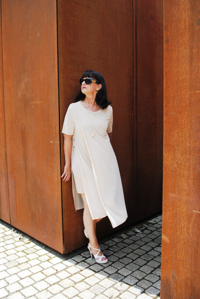 Sommerkleid für viele Anlässe – feminin, edel, elegant