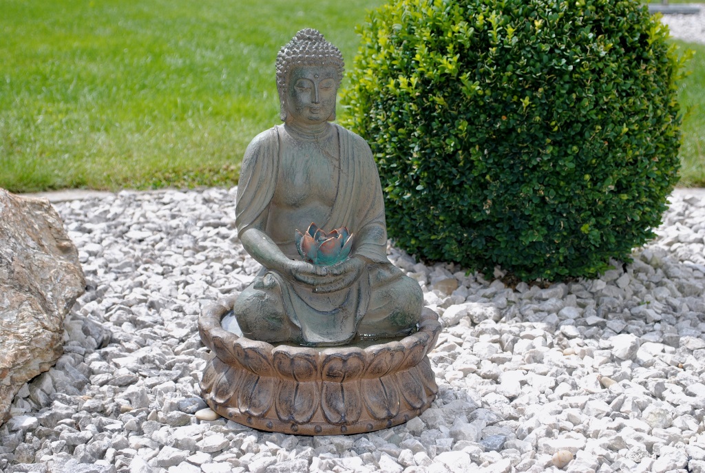 Buddah im Garten