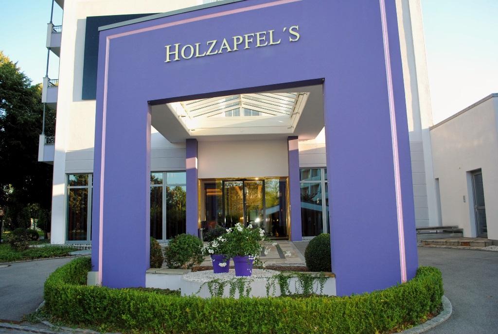 Der Eingang zum Hotel