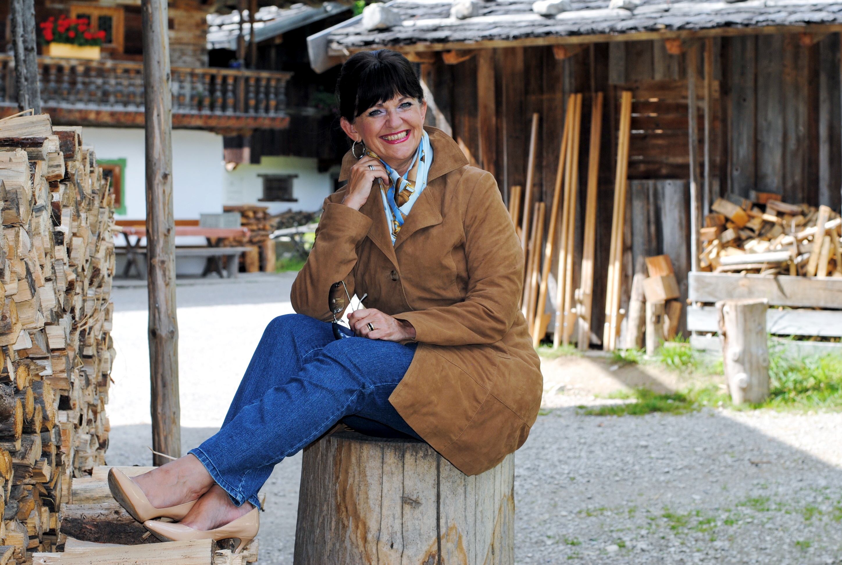 herbstlook-mit-dem-wildledermantel