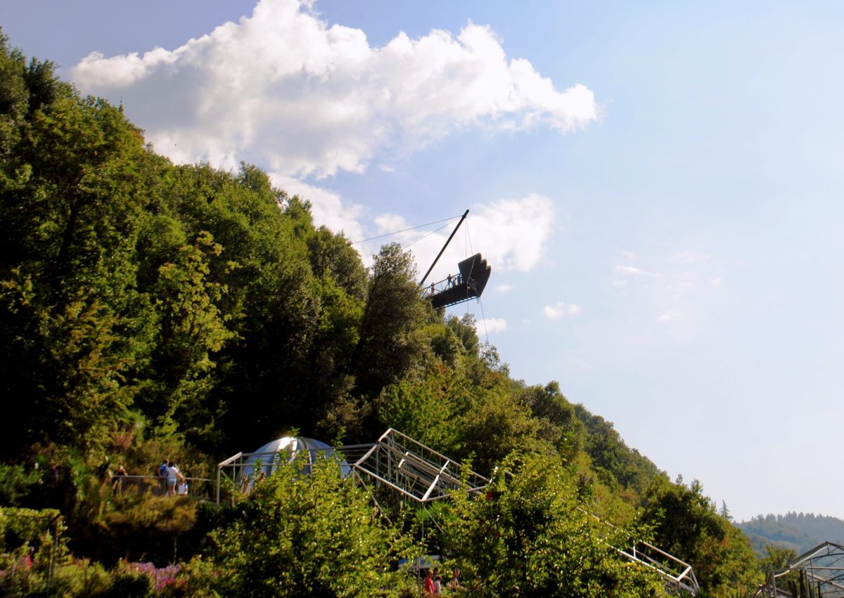 aussichtsplattform-aus-der-ferne