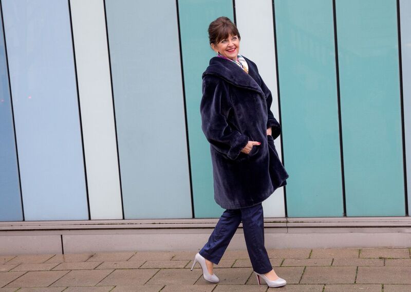 mb-weihnachten-mantel-blue2