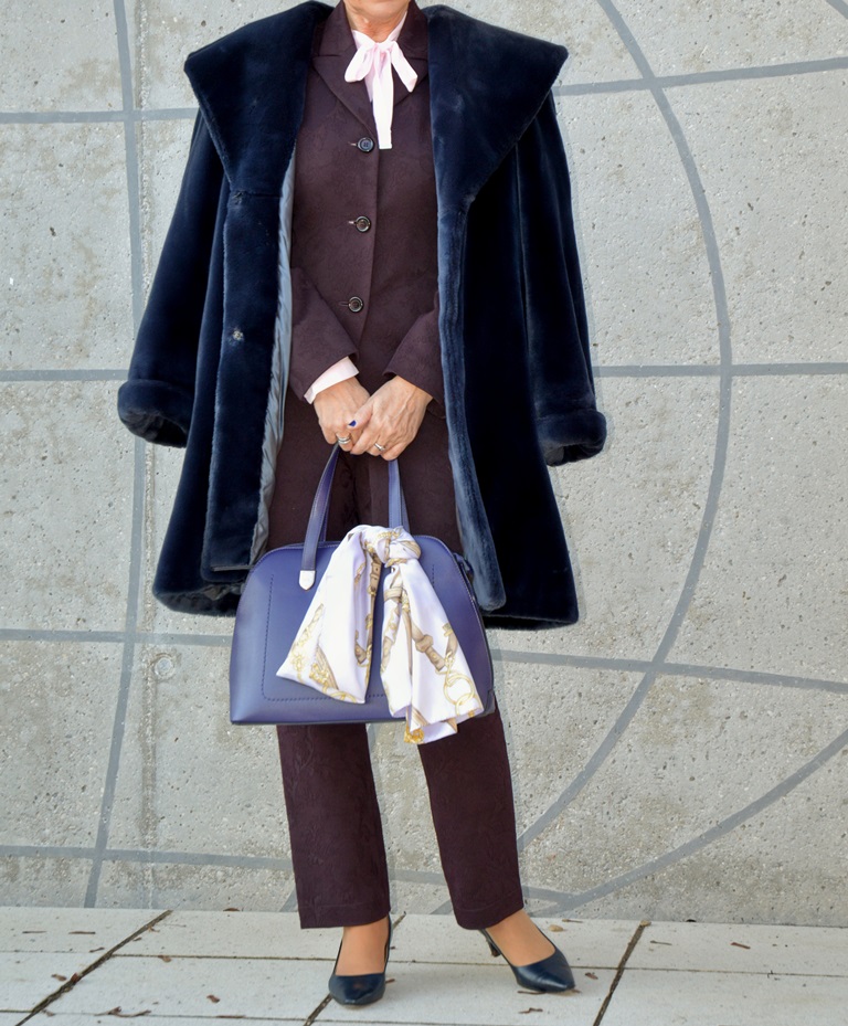 Blauer Mantel Fake Fur