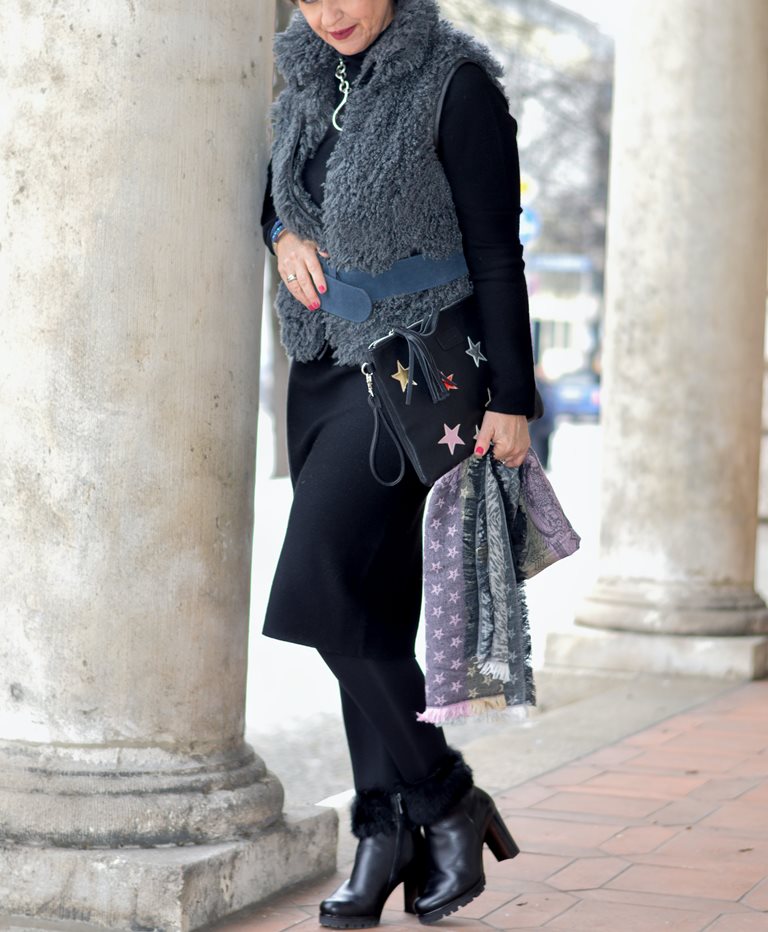 strickkleid-mit-details