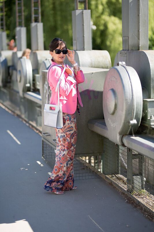 Jumpsuit mit Rosa Blazer