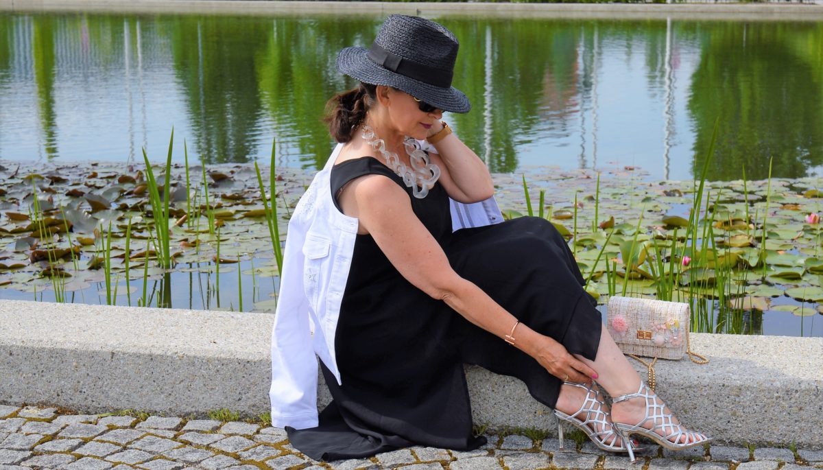 Sommerkleid in schwarz