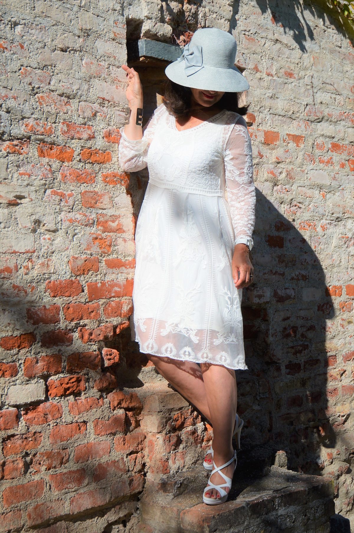 Kleid mit Spitze von BB