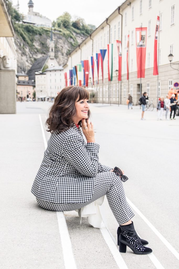 Salzburg im Hosenanzug