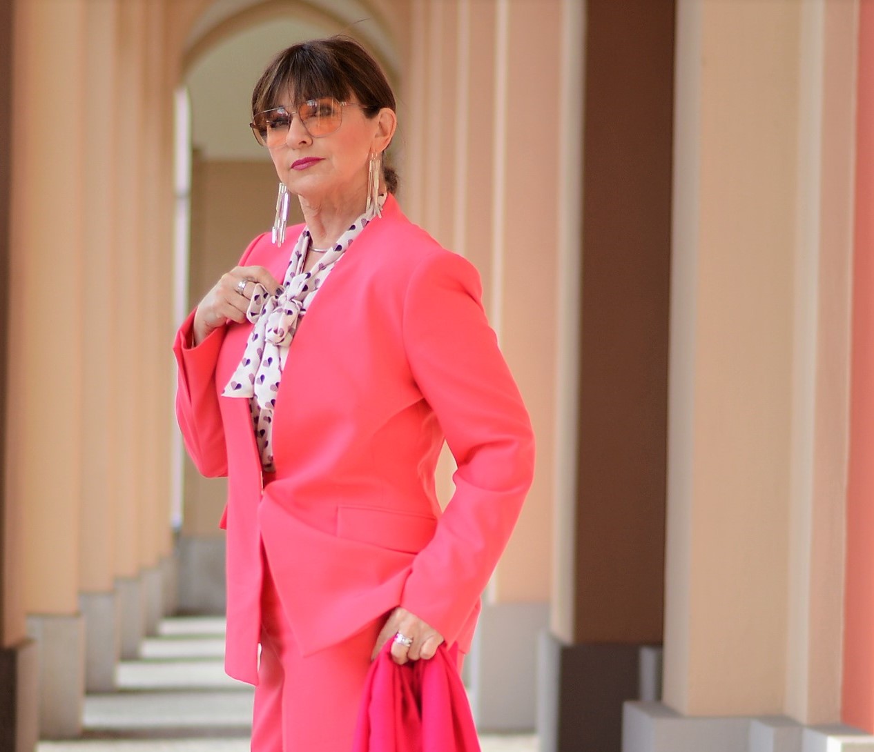 Rosefarbige Schluppenblus