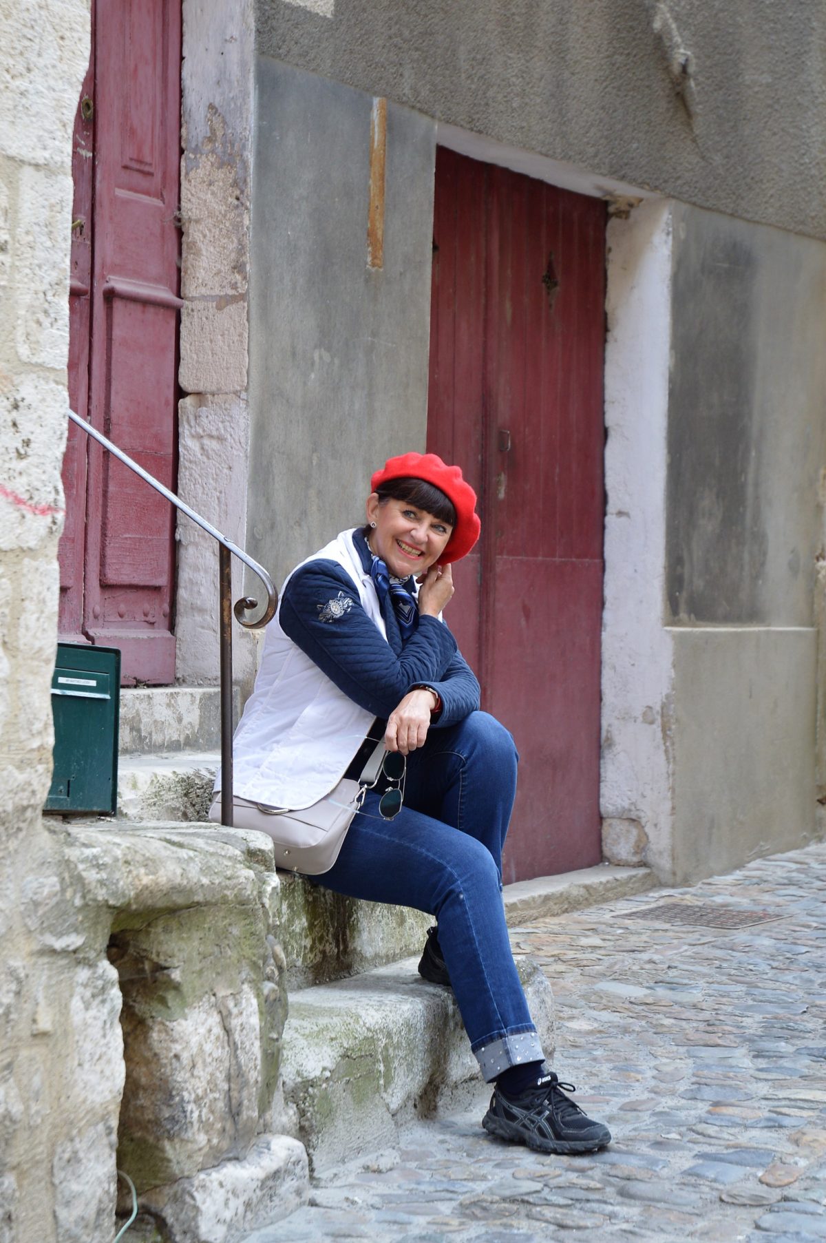 Reiseoutfit in Jeans