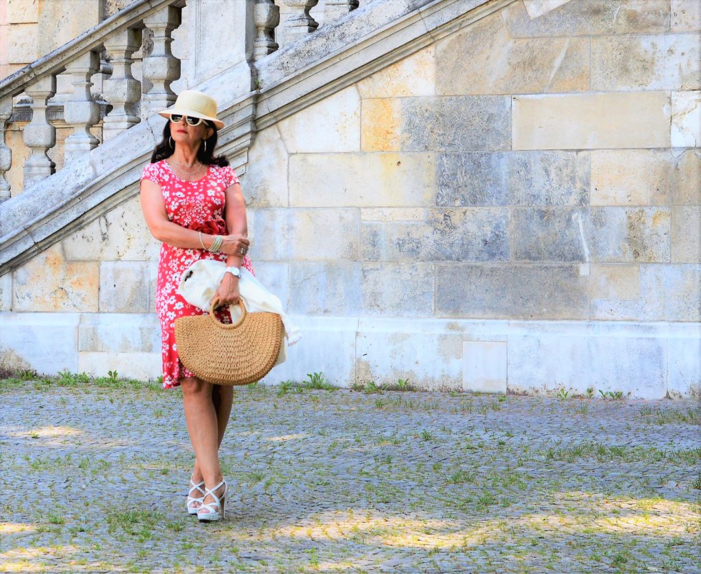 Gartenparty Outfit - MONA Sommerkleid in rot und weiß - Martina Berg