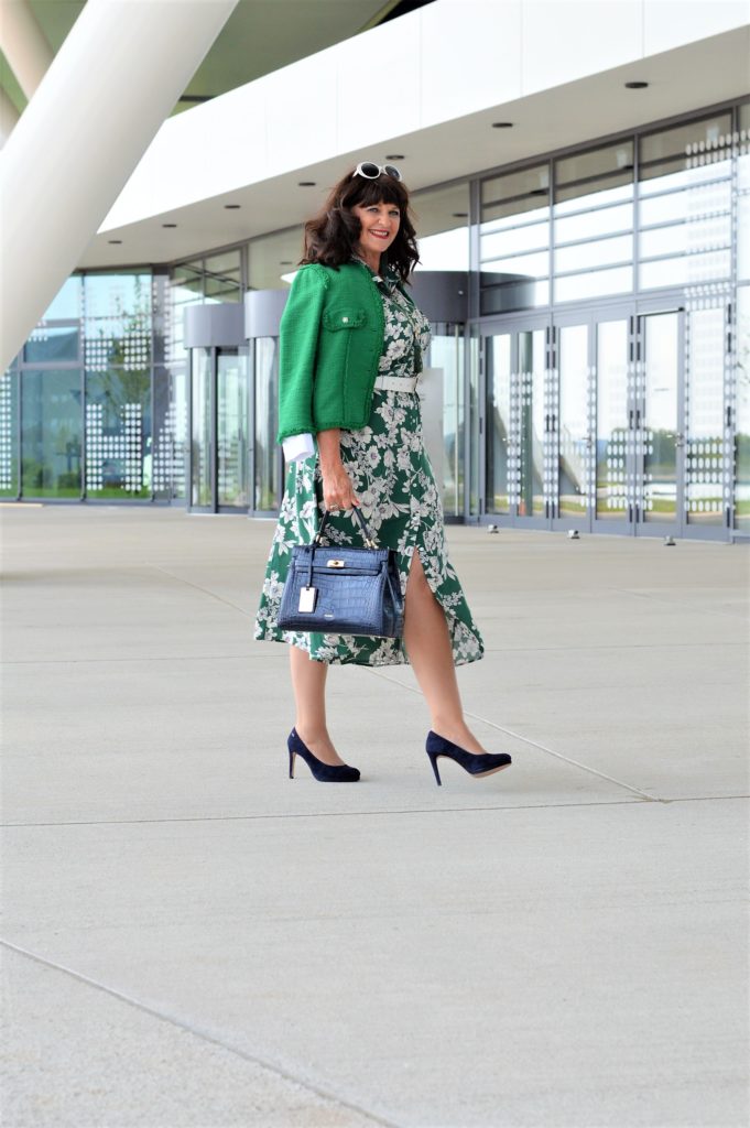 Kleid in grün weiss