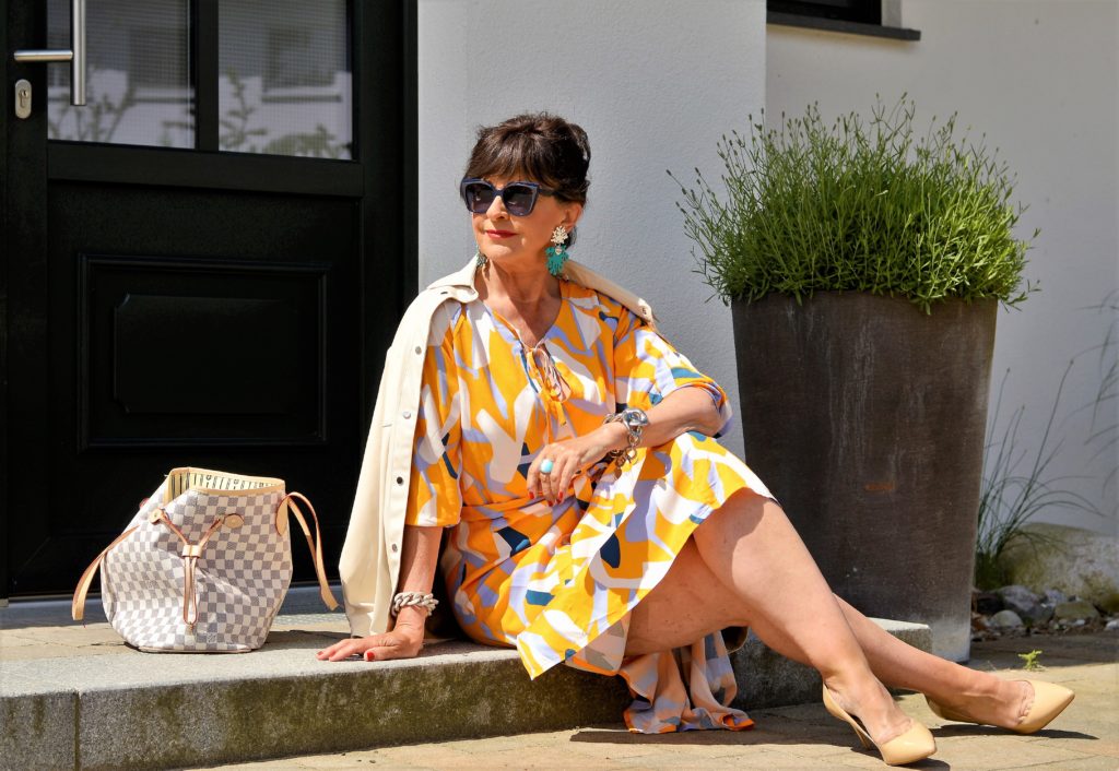 7 LOOKS FÜR 7 TAGE – Sommerzeit mit Sommerlooks und Videos