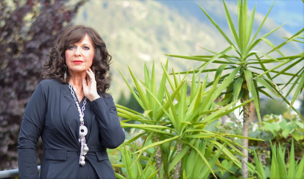 Schwarzes Outfit Lady 50plus