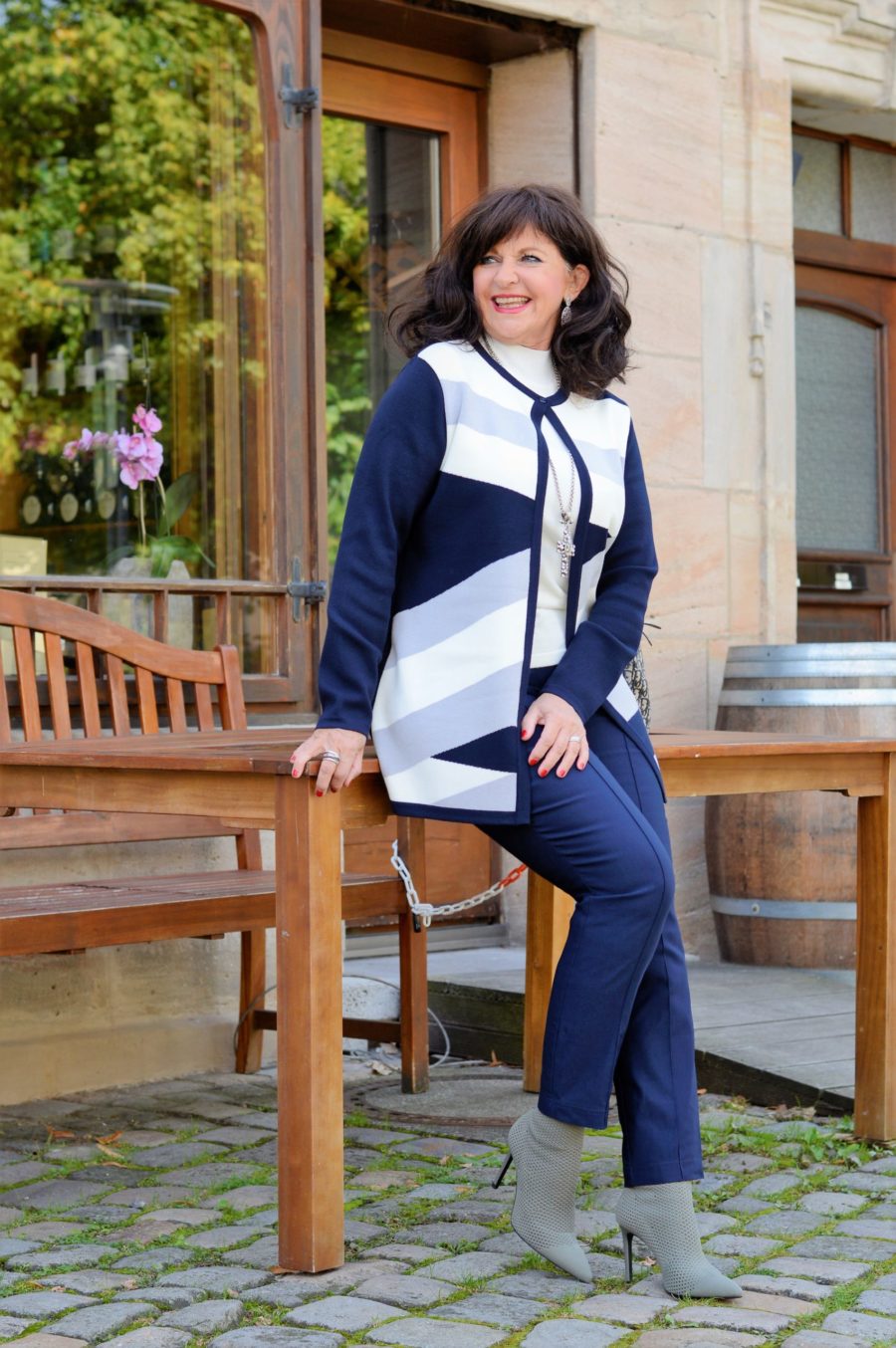 Casual Business Look Lady 50plus