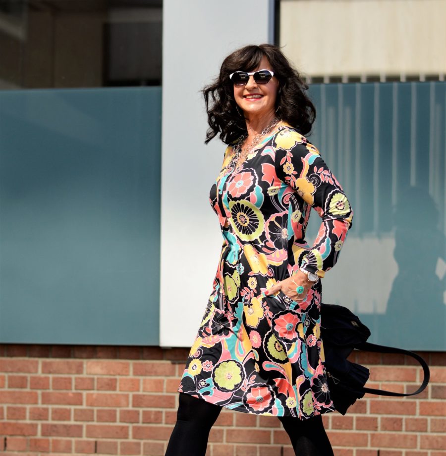 Extravaganter Print im Herbst