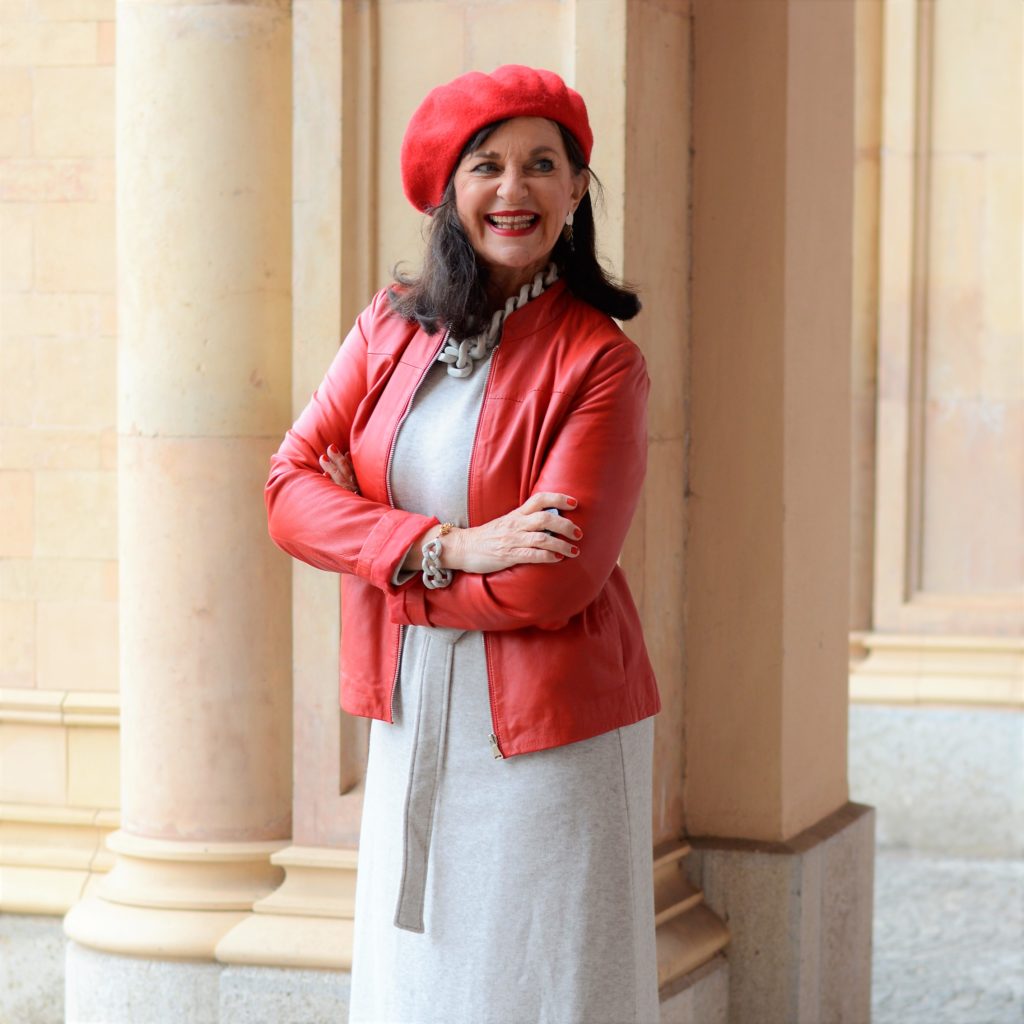 Ein Kleid fünf Looks