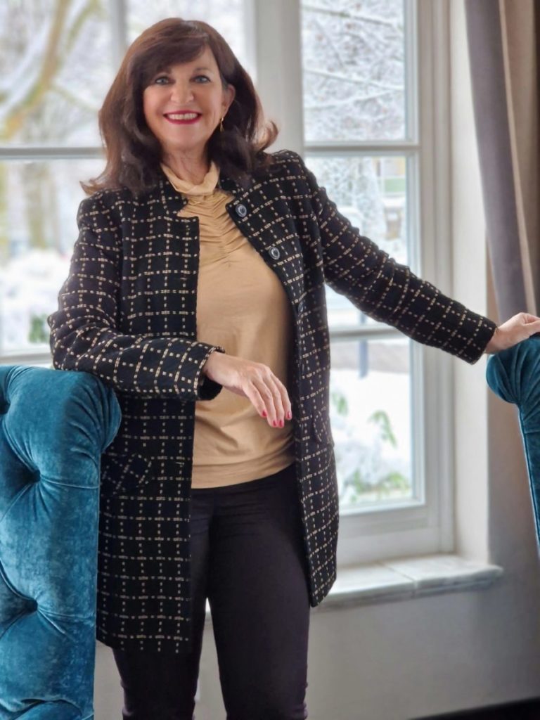 Schickes Outfit Lady 50plus Dezember