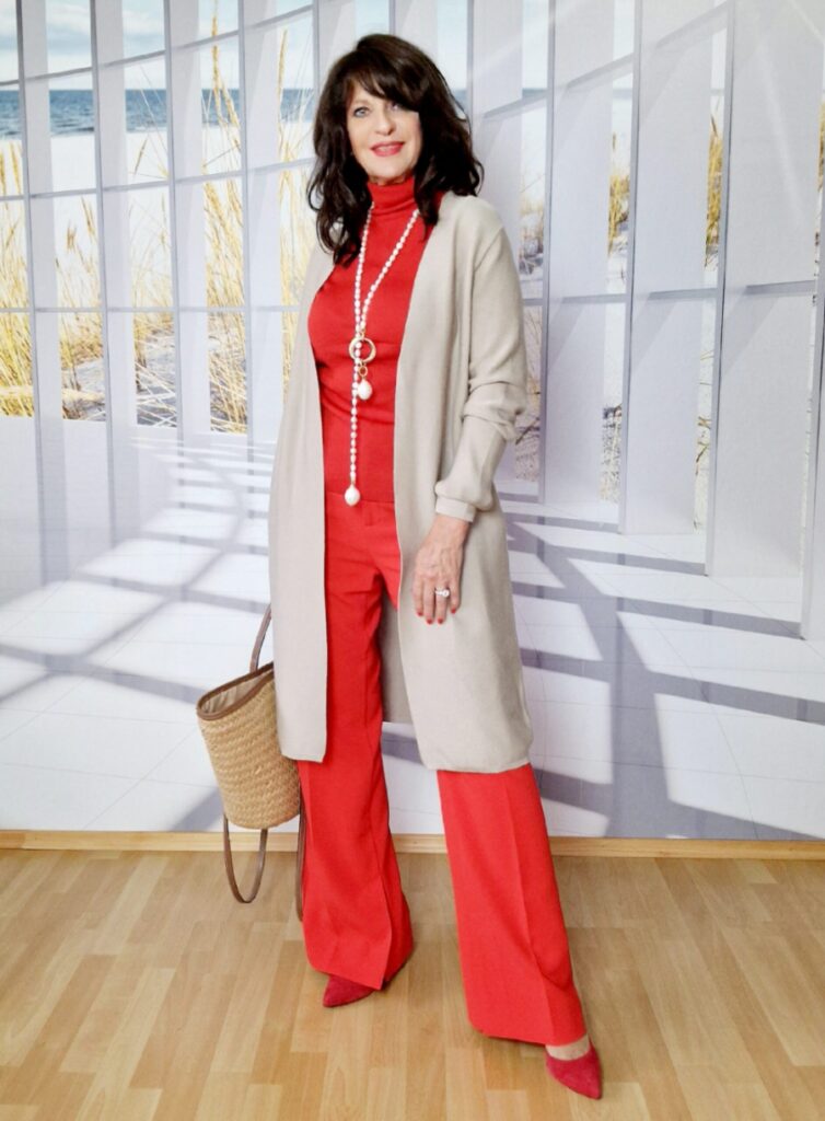 Beige kombinieren im Herbst