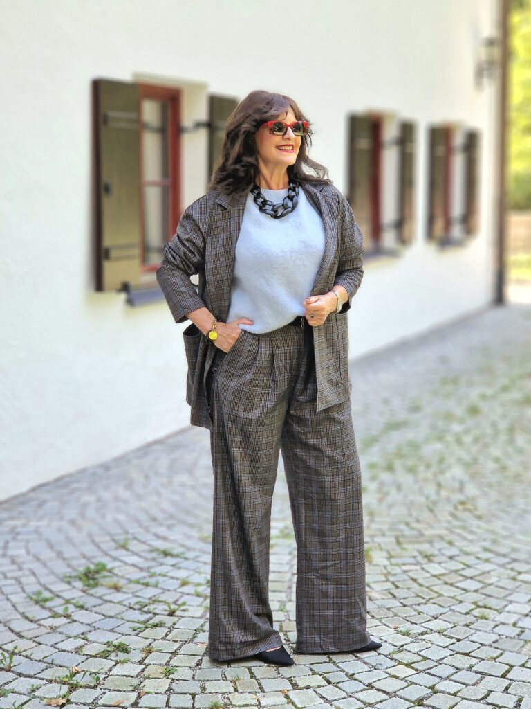 7 Looks für 7 Tage: Herbstoutfits von VMilano mit Styling Tipps für Frauen 50plus