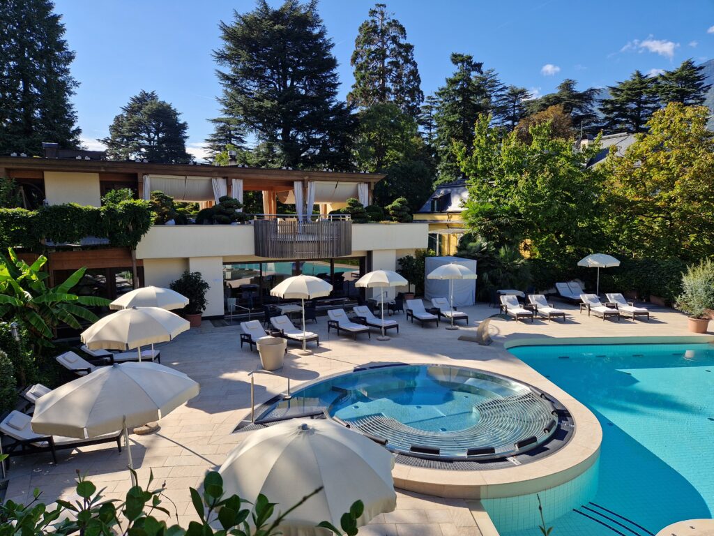 HOTEL MIGNON: LUXUS UNTER PALMEN – MITTEN IN MERAN!