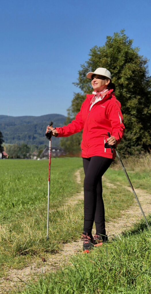 Nordic Walking für Frauen 50plus – mein Weg zu mehr Wohlbefinden